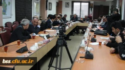 جلسه مسئولین استانی وجناب دکتر مهر محمدی جهت اختصاص زمین برای ساخت پردیس خواهران استان کردستان