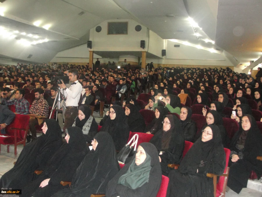 مراسم گرامی داشت  هفته پژوهش باحضور جناب دکتر مهر محمدی در پردیس های دانشگاه فرهنگیان استان کردستان