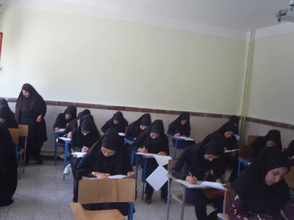 برگزاری  مسابقه علمی دانشجویان  3