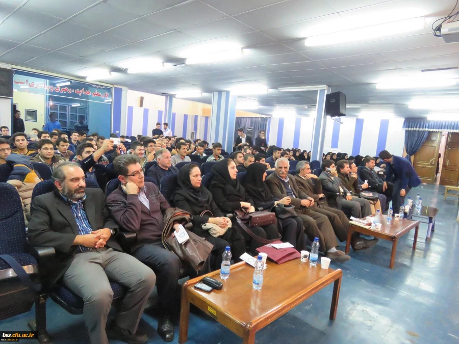 همایش دیابت به مناسبت روز جهانی دیابت برگزار شد. 13