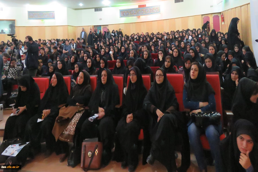 شرکت دانشجو معلمان در بزرگترین گردمایی دانشجویان بسیجی 5