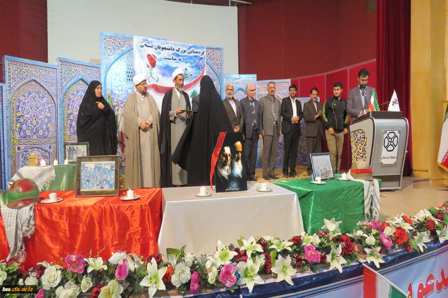 شرکت دانشجو معلمان در بزرگترین گردمایی دانشجویان بسیجی 7