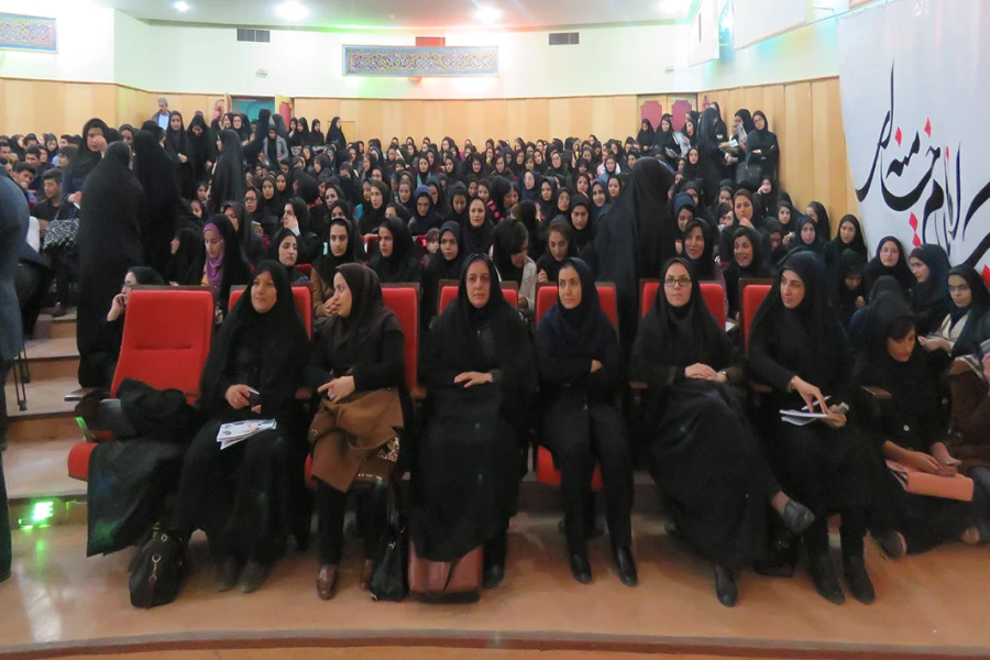 شرکت دانشجو معلمان در بزرگترین گردمایی دانشجویان بسیجی 5