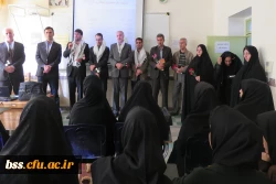 حضور دکتر معروفی و همراهانشان درپردیس بنت الهدی صدر کردستان به مناسبت بزرگداشت  هفته بسیج 6