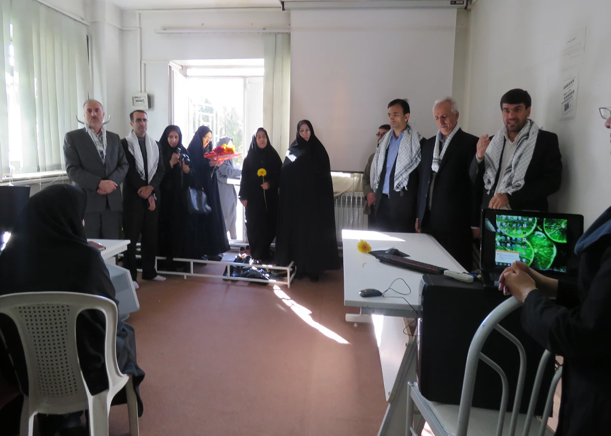 حضور دکتر معروفی و همراهانشان درپردیس بنت الهدی صدر کردستان به مناسبت بزرگداشت  هفته بسیج 2