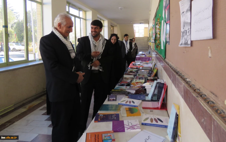 حضور دکتر معروفی و همراهانشان درپردیس بنت الهدی صدر کردستان به مناسبت بزرگداشت  هفته بسیج 10