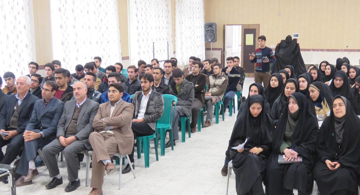 نشست مشترک نمایندگان تشکل های دانشجویی با ریاست محترم دانشگاه فرهنگیان استان کردستان 3