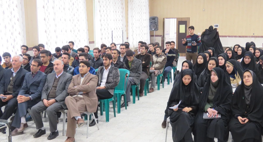 نشست مشترک نمایندگان تشکل های دانشجویی با ریاست محترم دانشگاه فرهنگیان استان کردستان 3