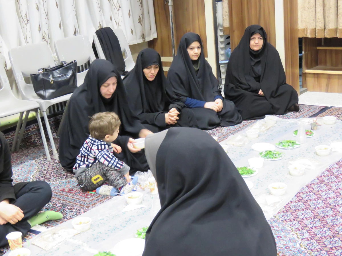 به مناسبت اربعین حسینی برگزار شد
سفره حضرت رقیه  سلام الله علیه 2