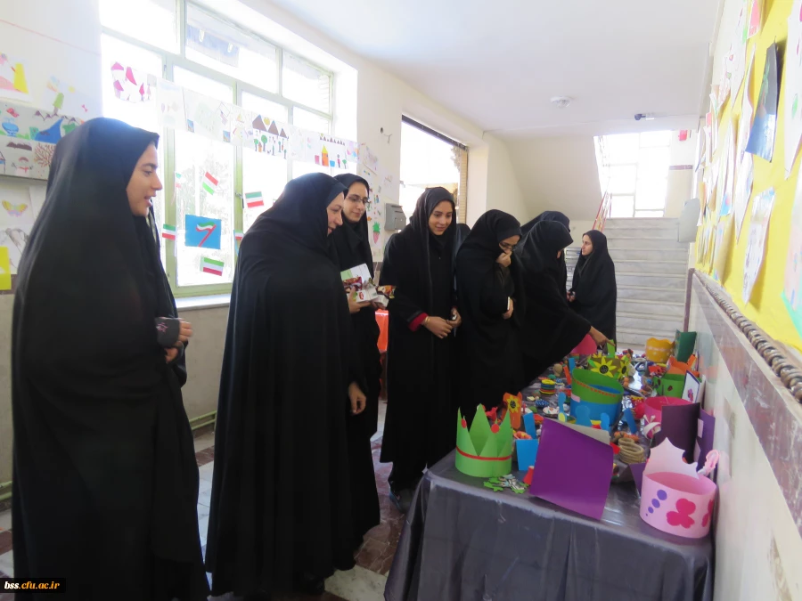 نمایشگاه دست سازه های هنری پردیس بنت الهدی صدر سنندج 4