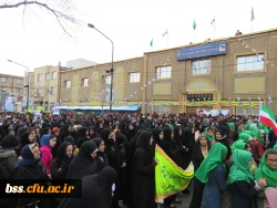 حضور پرشوراساتید ، کارکنان و دانشجویان دانشگاه فرهنگیان ،
  پردیس بنت الهدی صدر در راهپیمایی 22 بهمن 1394 5