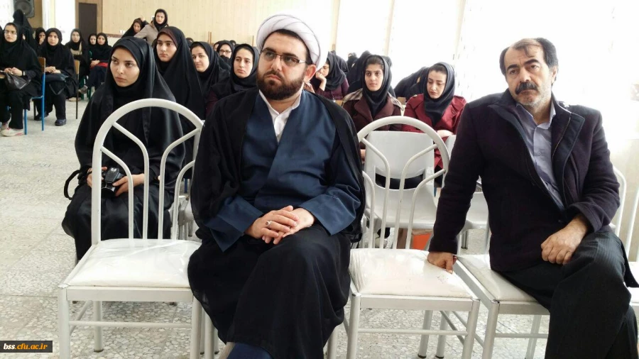 با حضور نمایندگان دفتر نهاد رهبری در پردیس بنت الهدی صدر برگزار شد .
تریبون آزاد با موضوع انتخابات در دانشگاه فرهنگیان کردستان 2