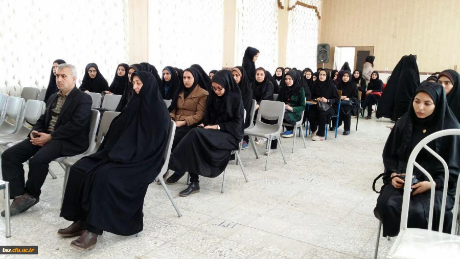 با حضور نمایندگان دفتر نهاد رهبری در پردیس بنت الهدی صدر برگزار شد .
تریبون آزاد با موضوع انتخابات در دانشگاه فرهنگیان کردستان 2