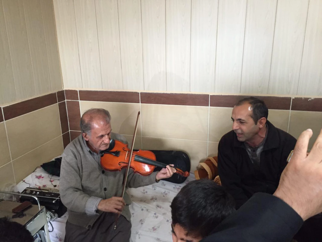 دیدار اعضای کانون سلامت با سالمندان 12