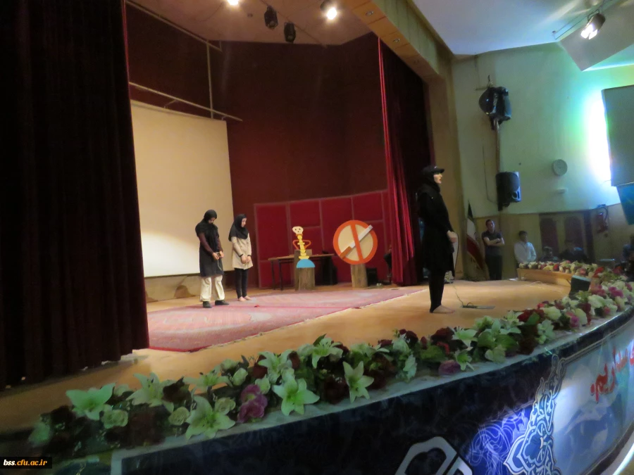 شرکت دانشجو معلمان و اعضای کانون سلامت در
اختتامیه دومین جشنواره دانشگاه پاک در دانشگاه کردستان 6