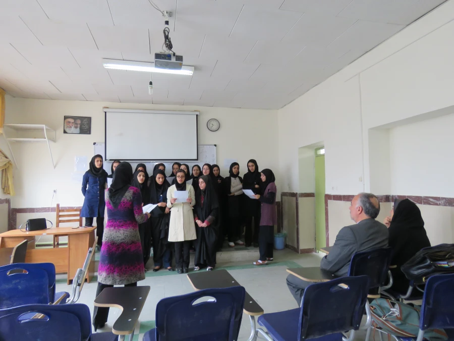 بازدید کارشناس مسئول امور فرهنگی و دانشجویی دانشگاه فرهنگیان استان کردستان  از کارگاه سرود 2