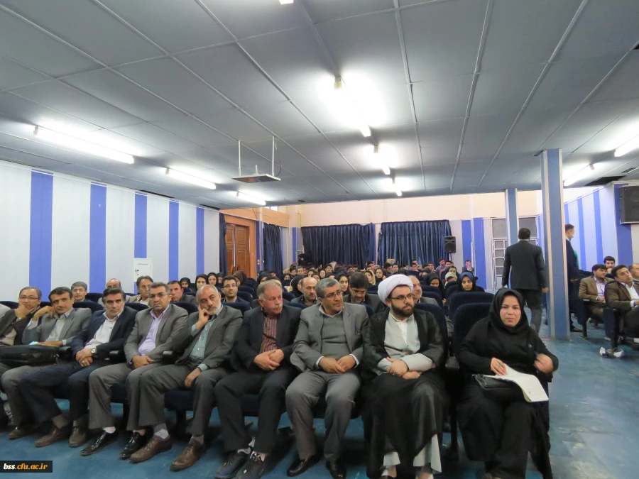 بسیج اساتید استان کردستان برگزار نمود :
کارگاه  پیوست نگار فرهنگی 8