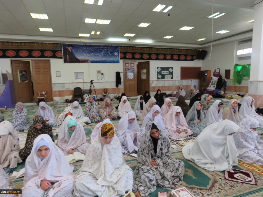 شرکت دانشجو معلمان در مراسم معنوی اعتکاف 2
