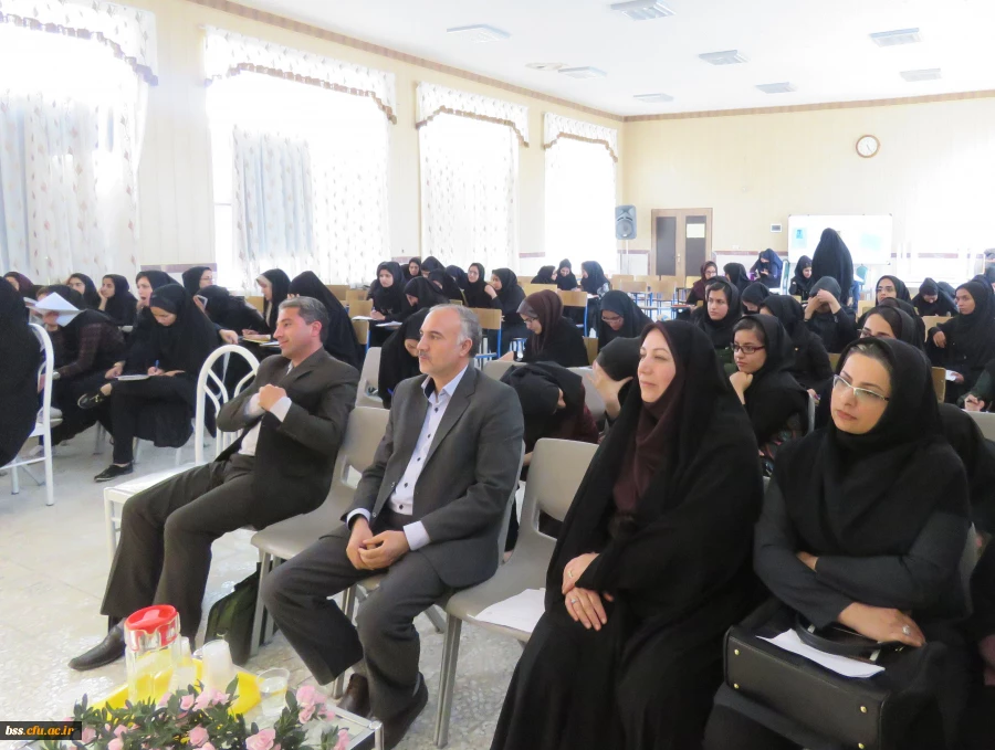 روز اول جشنواره فیلم رشد
نقد  و بررسی فیلمهای 45 مین  جشنواره بین المللی فیلم رشد 4