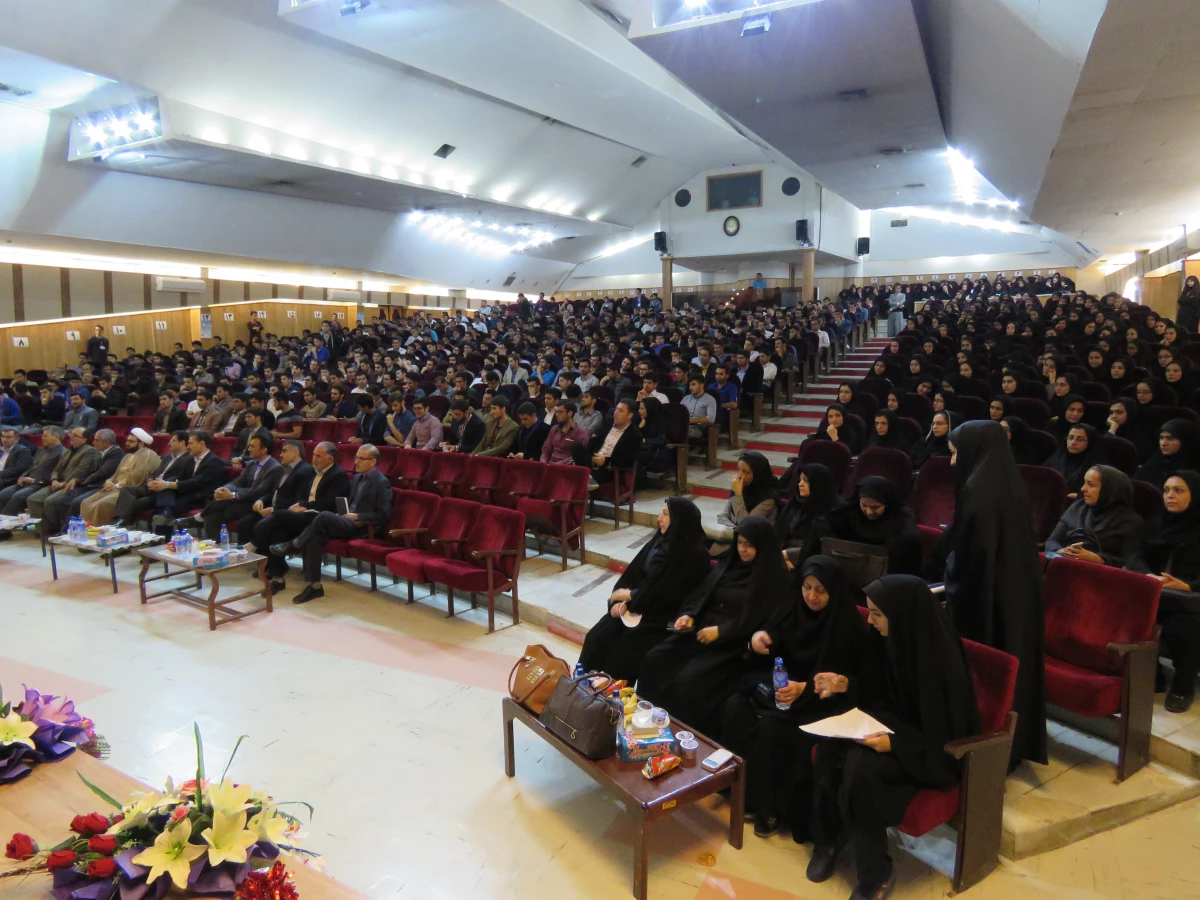 مراسم مشترک تجلیل هفته آموزش و گرامی داشت مقام شامخ معلم 
 در مجتمع امام خمینی(ره) برگزار شد 2