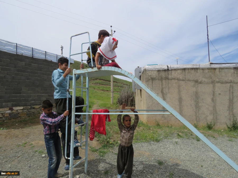 بازدید از کلاسهای چند پایه 9