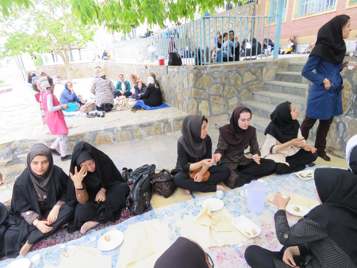 اردوی یک روزه  سیاحتی به  خضر زنده برگزار شد 10