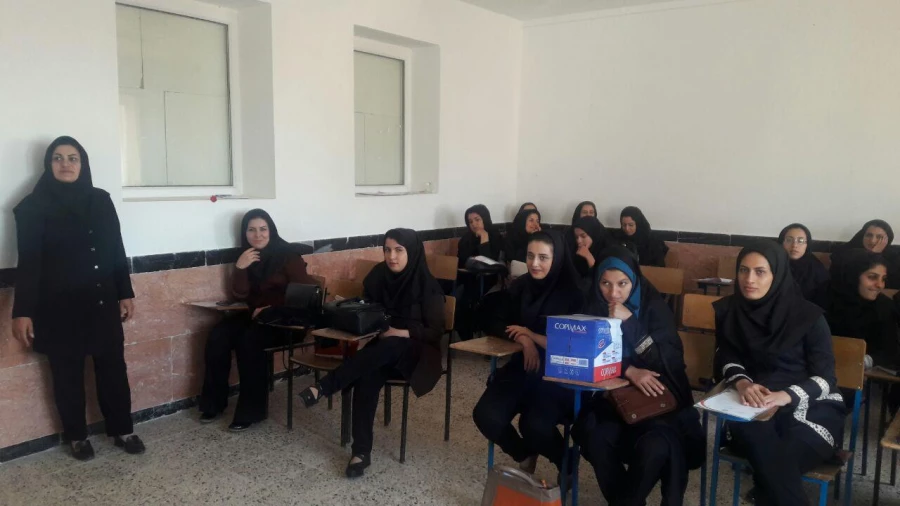 دوره 16 ساعته در  راستای طرح شهاب  
در پردیس بنت الهدی صدر کردستان  برگزار شد. 2