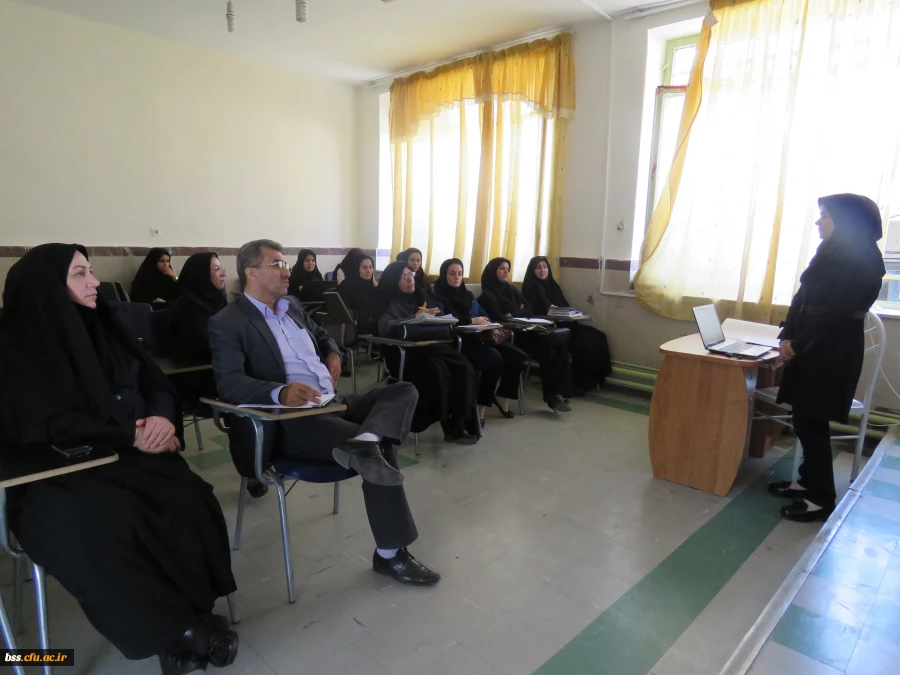 جلسه دفاع کارورزی  در پردیس بنت الهدی صدر 
به همت اساتید کارورزی  برگزار شد 3