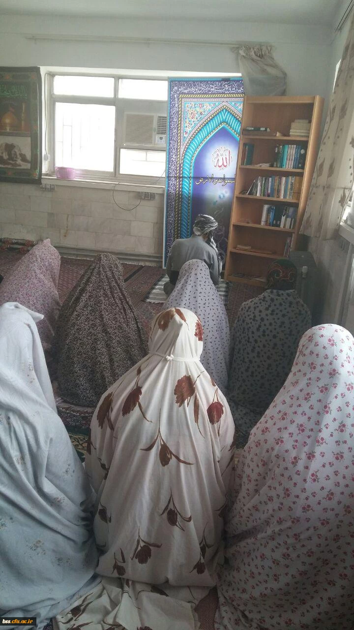 برپایی نماز جماعت ظهر و مغرب  در ماه مبارک رمضان 3