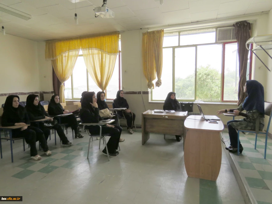 جلسه دفاع دانشجویان - ورودیهای 1391 – ویژه درس پروژه برگزار شد 3