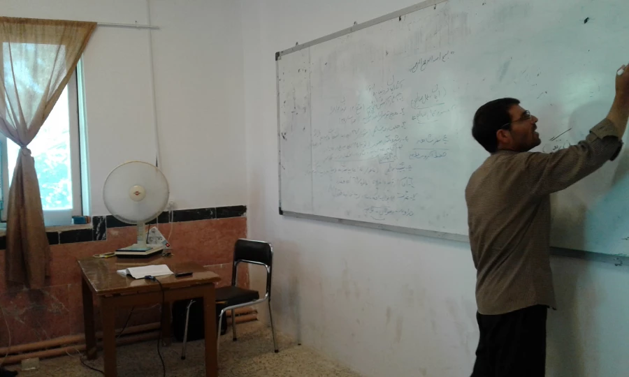 برگزاری نشست دانشجویی با موضوع حجاب و غفاف  با حضور دانشجویان طرح ولایت و دانشجویان شرکت کننده در ترم تابستانی 5