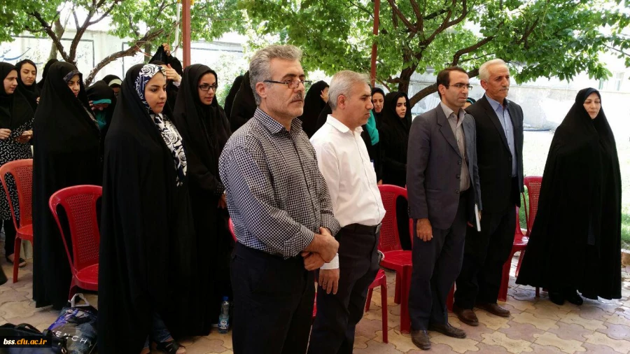 با حضور مدیریت امور پردیس های استان کردستان صورت گرفت 
مراسم بدرقه ی دانش آموختگان 91 پردیس دخترانه ی بنت الهدی صدر کردستان برای حضور در جشن فارغ التحصیلی دانشگاه فرهنگیان سراسر کشور در مشهد مقدس 3