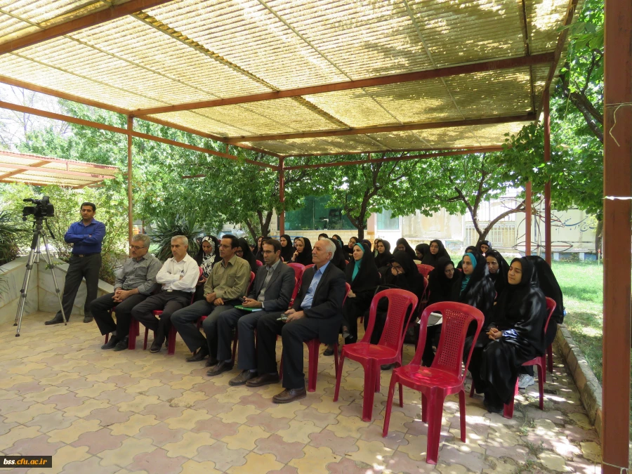 با حضور مدیریت امور پردیس های استان کردستان صورت گرفت 
مراسم بدرقه ی دانش آموختگان 91 پردیس دخترانه ی بنت الهدی صدر کردستان برای حضور در جشن فارغ التحصیلی دانشگاه فرهنگیان سراسر کشور در مشهد مقدس 6