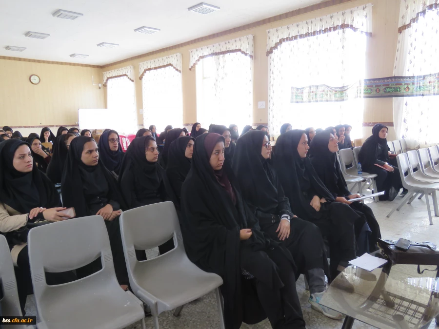 شرکت دانشجویان در کارگاه توجیهی پرسش مهر

باحضورکارشناس فرهگی اداره کل آموزش و پرورش 4