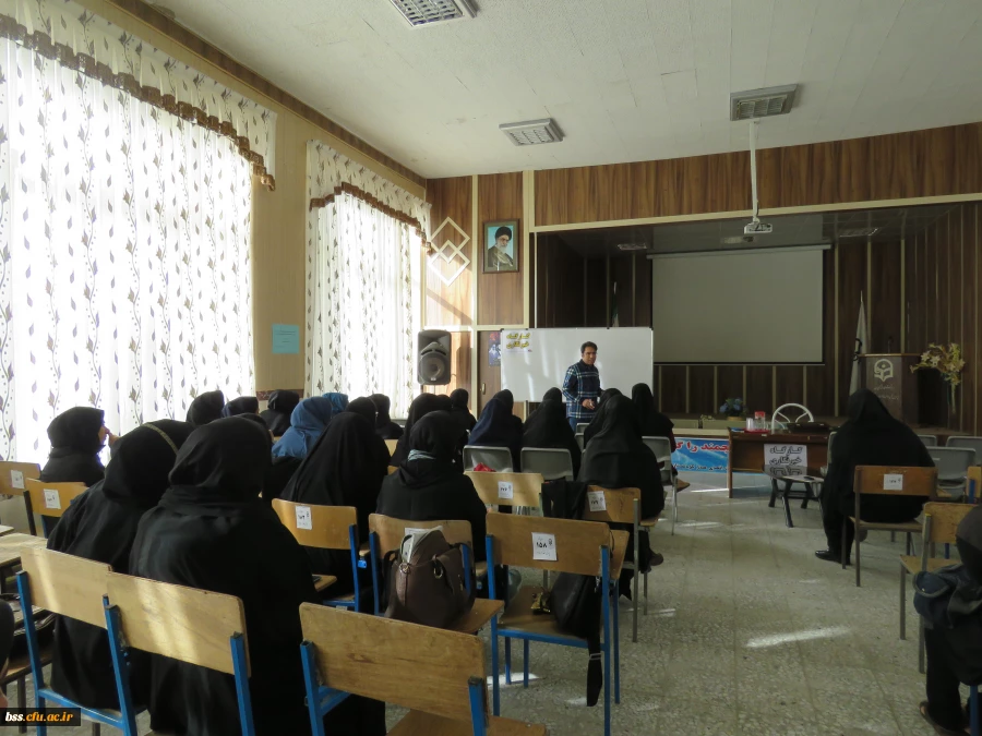 به همت کانون هنرهای دستی  و تجسمی کارگاه  خبرنگاری  برگزار شد 2