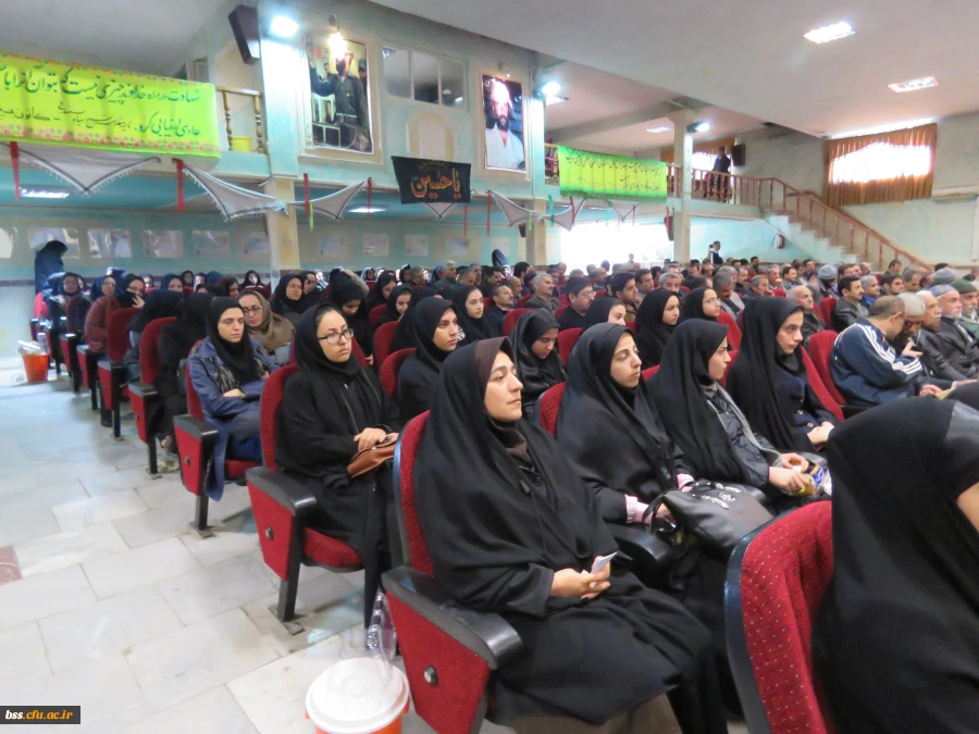 شرکت دانشجو معلمان در مراسم گرامی داشت هفته بسیج 5