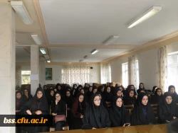 جلسه ی توجیهی مسئول فرهنگی مدیریت استان با دانشجو معلمان ورودی 94 و 95 2