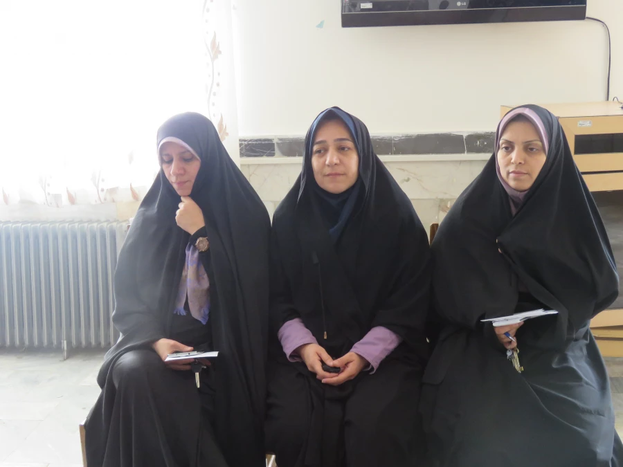 جلسه ی توجیهی مسئول فرهنگی مدیریت استان با دانشجو معلمان ورودی 94 و 95 6