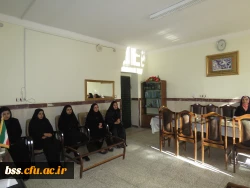 اهداء  لوح تقدیر به اعضای فعال  کانونها  و تشکلهای دانشجویی پردیس در سال گذشته 4