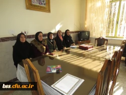 اهداء  لوح تقدیر به اعضای فعال  کانونها  و تشکلهای دانشجویی پردیس در سال گذشته 5