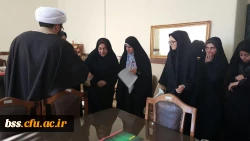 برگزاری مراسم قرعه کشی از بین برندگان مسابقه کتابخوانی با مناسبت هفته پژوهش 2