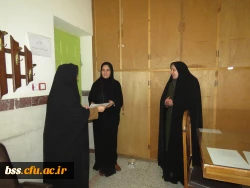 اهدای لوح تقدیر به رتبه های برتر بیست و ششمین جشنواره ی مسابقات فرهنگی سال گذشته 3