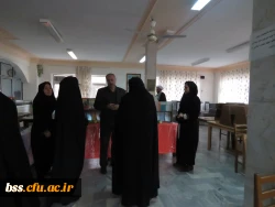 بازدید از نمایشگاه پژوهشی  و فصل نامه های دانشگاه  فرهنگیان توسط سرپرست و معاون آموزشی  پردیس و مسئولان استانی 5