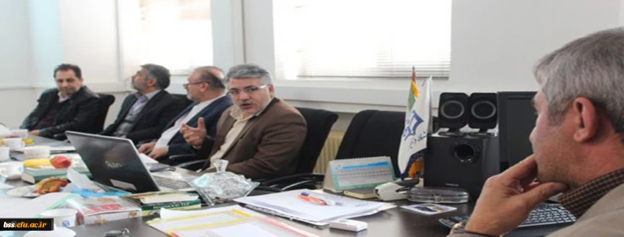 با حضور معاون نظارت و ارزیابی و تضمین کیفیت دانشگاه برگزار شد:

جلسه بررسی روند معرفی و تائید کارمندان نمونه دانشگاه فرهنگیان 2