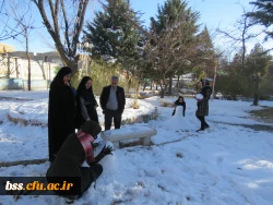 به مناسبت استقبال از بزرگداشت دهه فجر و شادی و شکر گذاری  از بارش نزولات آسمانی برگزار شد :
مسابقه ساخت آدم برفی 2