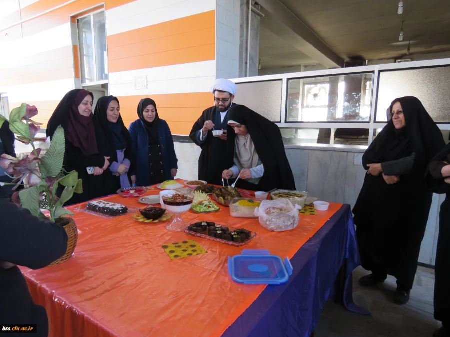 در پردیس بنت الهدی صدر برگزار شد:
مسابقه آشپزی ویژه کارکنان 4