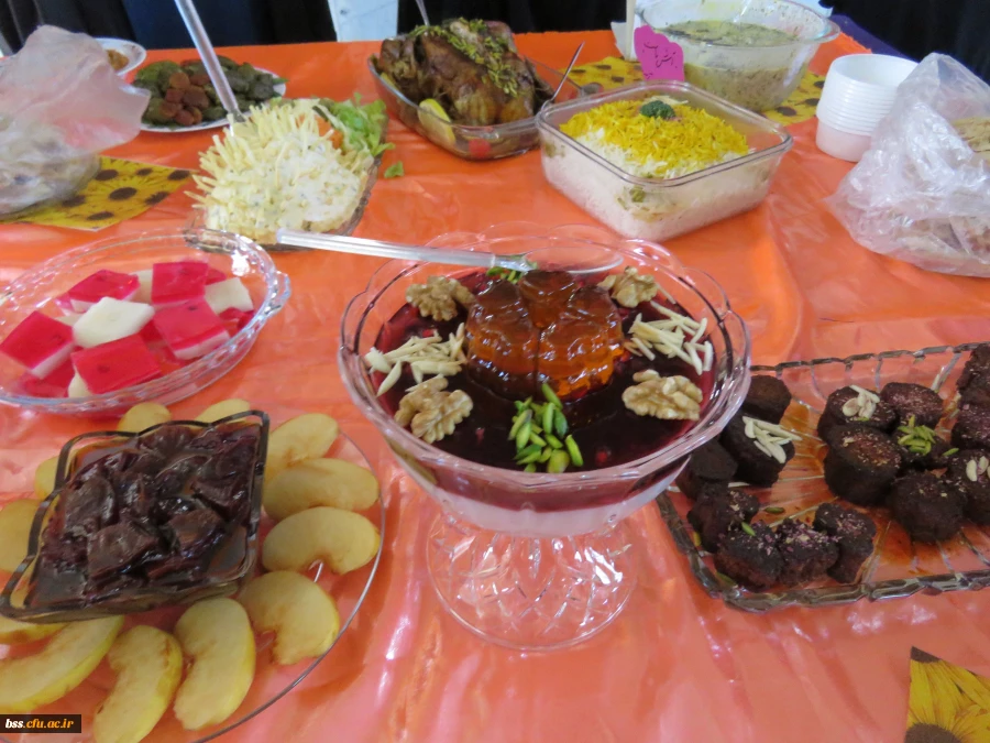 در پردیس بنت الهدی صدر برگزار شد:
مسابقه آشپزی ویژه کارکنان 6