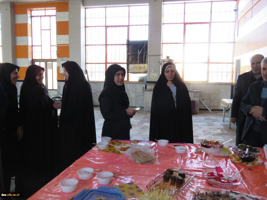 در پردیس بنت الهدی صدر برگزار شد:
مسابقه آشپزی ویژه کارکنان 11