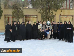 به مناسبت استقبال از  دهه فجر، شادی و شکر گذاری  از بارش نزولات آسمانی برگزار شد :
مسابقه ساخت آدم برفی 6