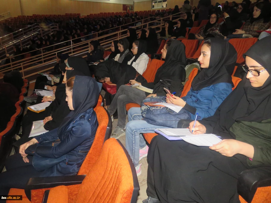 شرکت دانشجو معلمان در کمپین ازدواج مناسب و سالم برای دانشجویان جهت زندگی سالم و پایدار 5